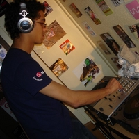 Ping pong mix live sur Dogglounge.com du 03/12/05 avec Amnaye Nhas (Real Tone Records) en guest